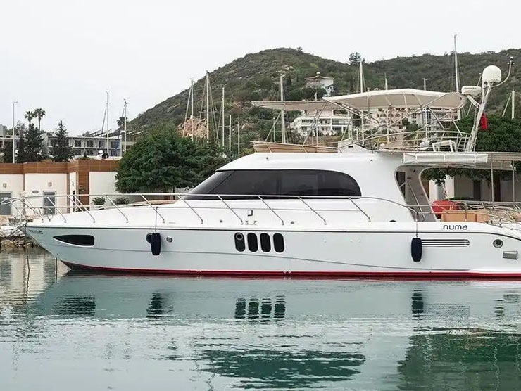 YACHT NUMA